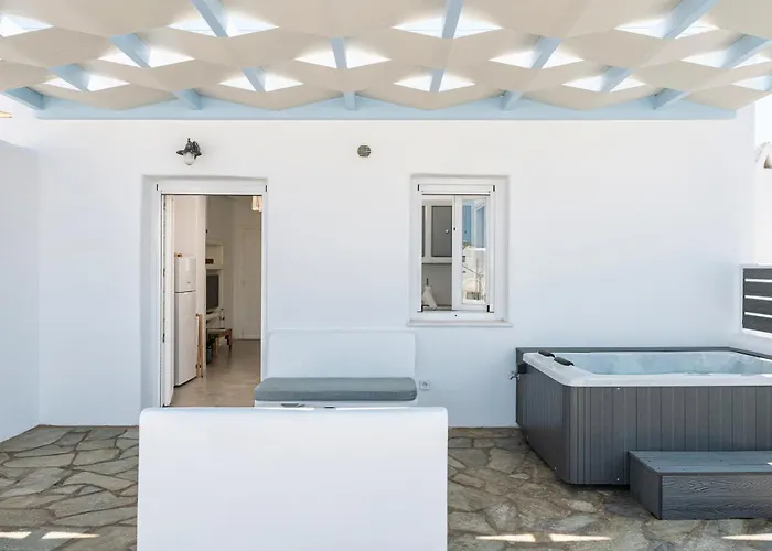 Hebe Parian Living - By Iris * Naousa (Paros)