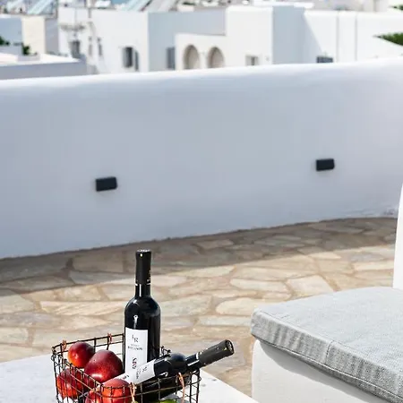 Hebe Parian Living - By Iris * Naoussa