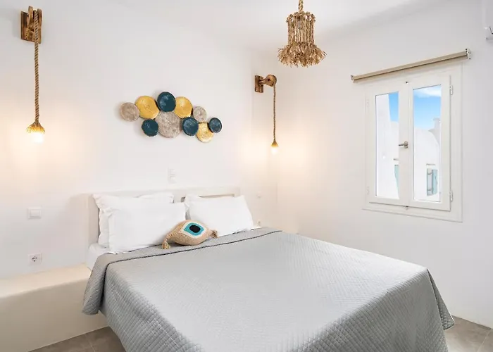 Hebe Parian Living - By Iris