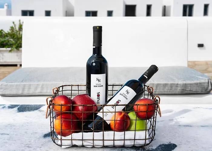 Hebe Parian Living - By Iris